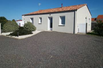 Gîte pour 5 personnes, avec jardin et terrasse à Angles
