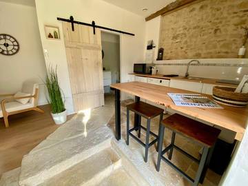 Gîte pour 2 personnes, avec terrasse et piscine à Tonnay-Charente