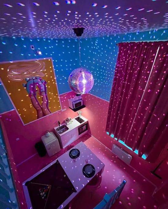 Appartement entier, Funky House Spa - Jacuzzi - Salle de cinéma & Netflix - Billard - Nintendo switch & jeux in Douai, Département Nord