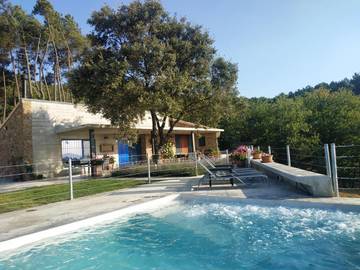Chalet para 14 personas, con piscina además de jardín y vistas, Se admiten mascotas en Provincia de Badajoz