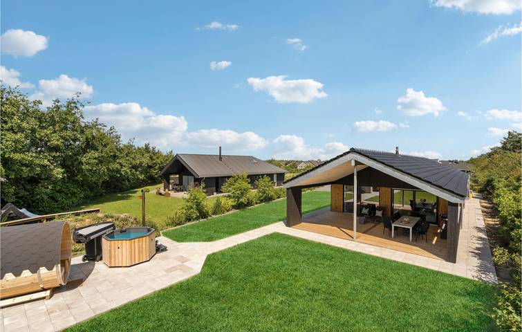 Ferienhaus für 8 Personen, mit Whirlpool und Terrasse sowie Sauna und Garten in Skaven Strand - 2