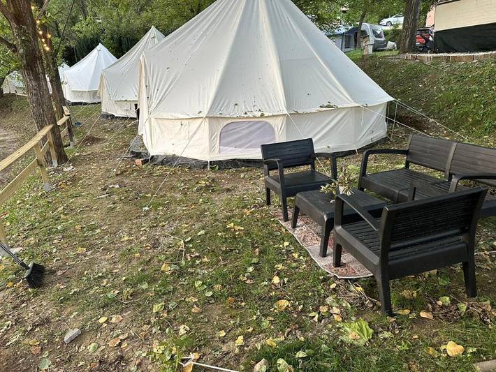 Gîte pour 2 personnes, avec Terrasse et Jardin ainsi que Bassin pour enfant et Piscine à Ripoll - 4
