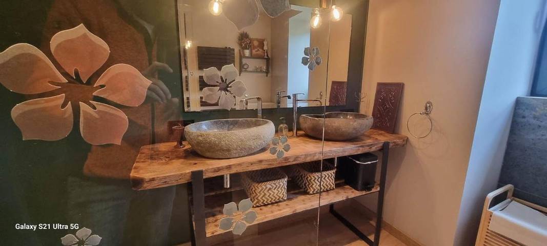 Gîte pour 4 personnes, avec vue et terrasse à Err - 3