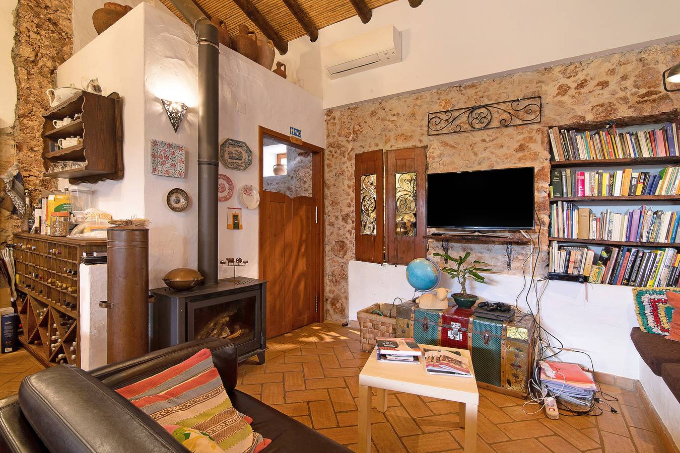 "Casa da Tita - Apartamento Celeiro" con vistas a la montaña, piscina, aire acondicionado y Wi-Fi in Salir, Distrito de Faro