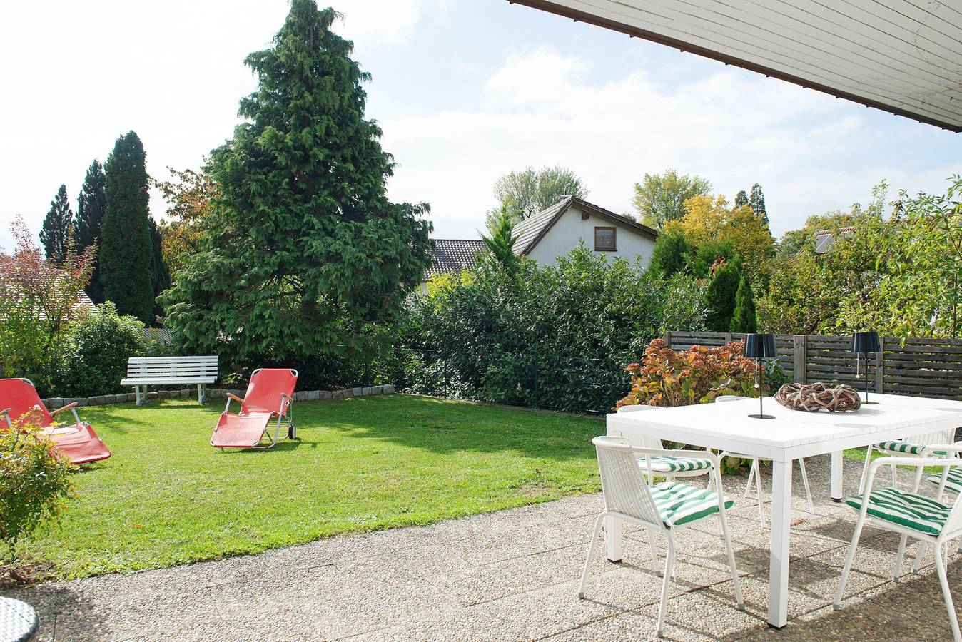 Ferienwohnung 'Bungalow' mit privater Terrasse, Gemeinschaftsgarten und Wi-Fi in Immenstaad, Immenstaad am Bodensee