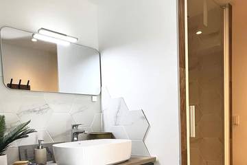 Gîte pour 2 personnes, avec balcon et jardin à Bourgoin-Jallieu