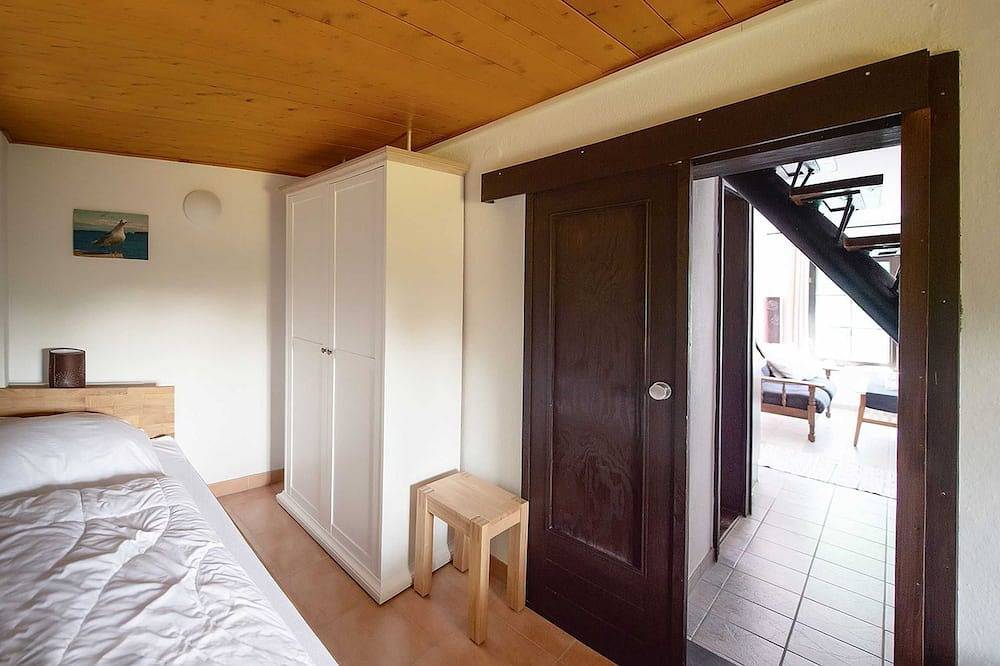 Reetdach Ferienhaus nahe Ostseebad Kühlungsborn - Reetdach Kastanienhaus (52m², in Gersdorf, Biendorf
