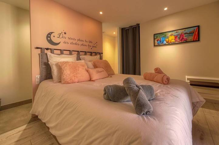 Location de vacances pour 12 personnes, avec jacuzzi et jardin, animaux acceptés à Moncaut - 4