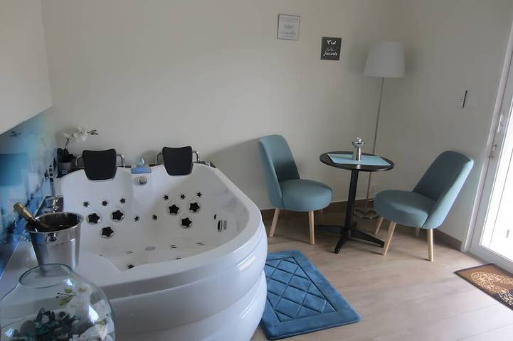 Chambre d’hôte pour 2 personnes, avec jardin et jacuzzi - 1