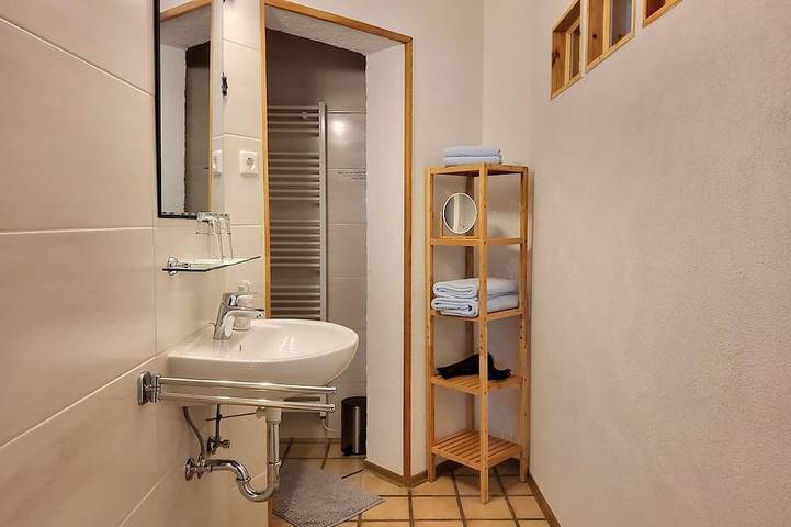 Ganze Wohnung, Ferienwohnung Angelika - Appartement/Fewo, Dusche, Wc, 1 Schlafraum in Bruchweiler-Bärenbach, Landkreis Südwestpfalz