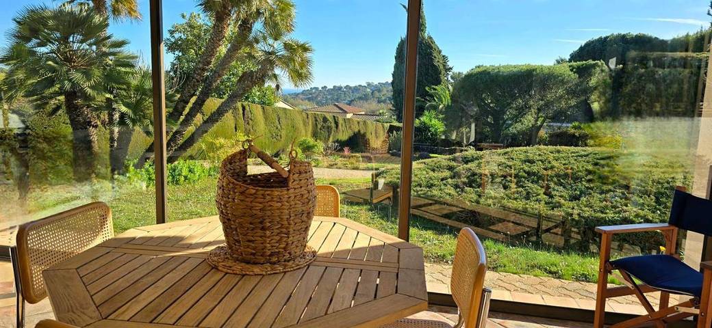 Villa pour 6 personnes, avec piscine ainsi que jardin et vue à Biot - 3