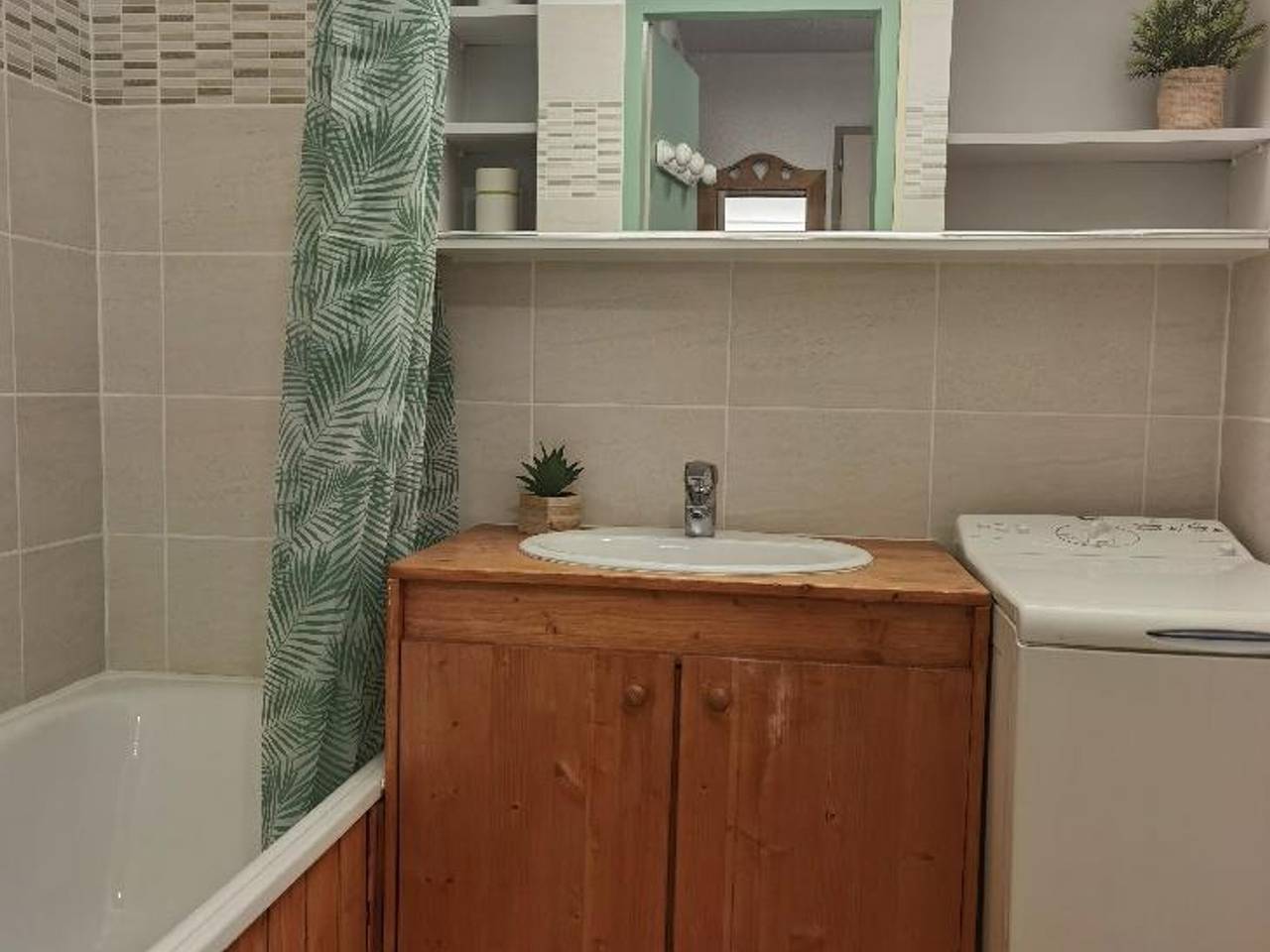 Studio entier, Appartement rénové, 4 pers., Les Menuires, Wifi, animaux admis in Les Menuires, Saint-Martin-de-Belleville