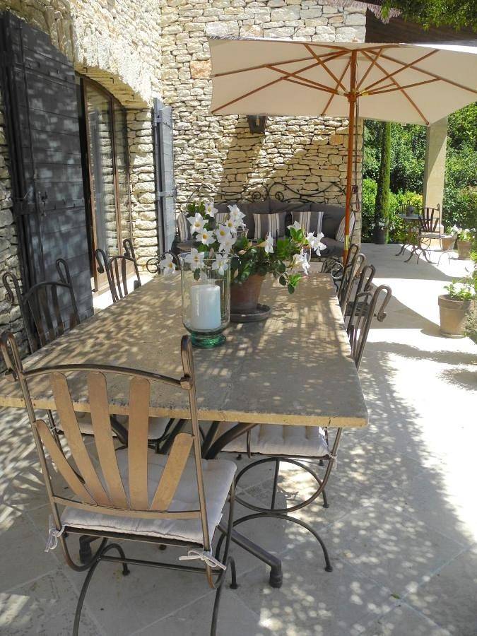 Chambre d’hôte pour 2 personnes, avec piscine et vue ainsi que terrasse et jardin à Gordes - 3