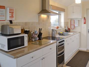 Log Cabin for 2 People in Isle of Anglesey, North-Wales, Photo 3