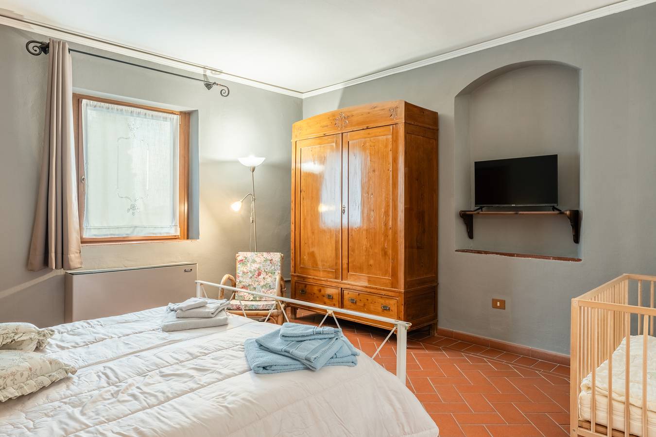 Villa 'Bella Toscana Relax' mit Bergblick, Wlan und Klimaanlage in Monsummano Terme, Pistoia Provinz