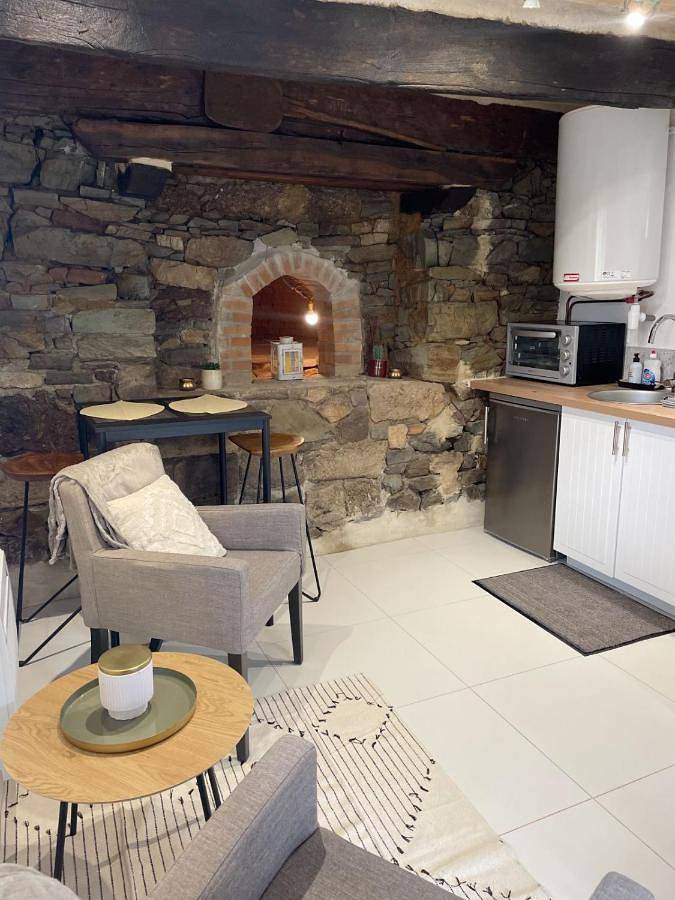 Ar Maen Gite et Chambres d'hotes in Lanvollon, Cotes-d'Armor