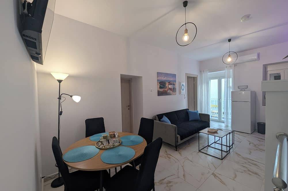 Geheel appartement, Casa Marouli. Two bedroom apt - 5 minutes to the beach in Agia Galini, Rethymno en omgeving