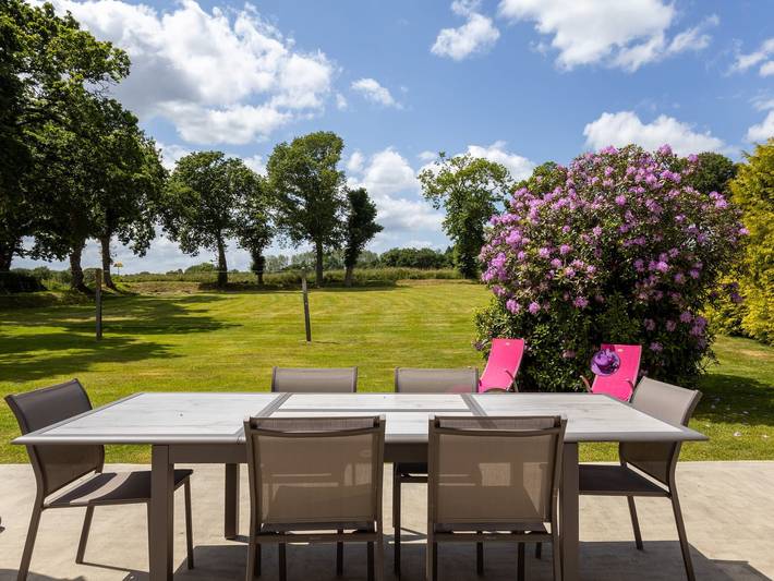 Maison de vacances 'Maison Familiale' avec terrasse privée, jardin privé et Wi-Fi in Plouisy, Région de Guingamp