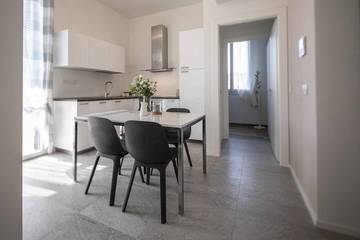 Gîte pour 3 personnes, avec jardin à Gavirate