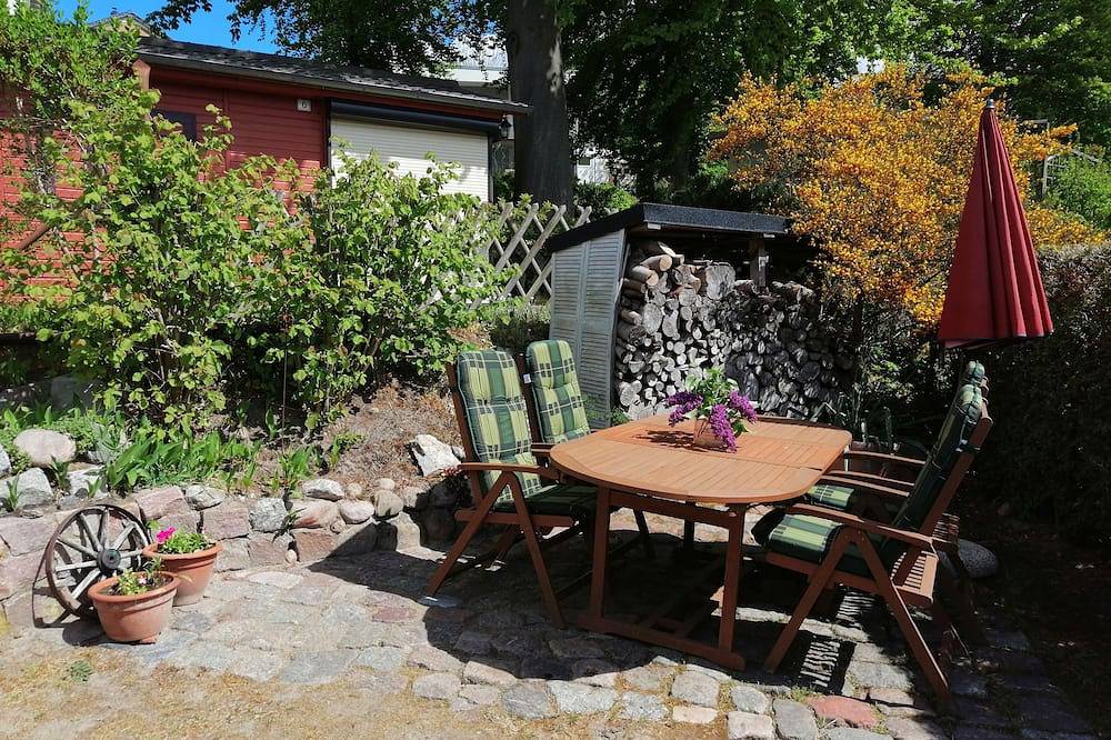 Huis, 300 m van het strand, vlakbij het bos in Sellin, Rügen