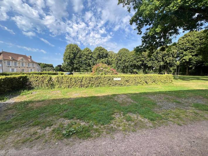 Location de vacances pour 8 personnes, avec Terrasse ainsi que Jardin et Vue à Troarn - 4