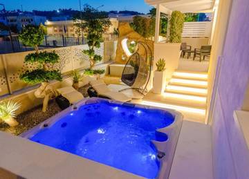 Ferienhaus für 2 Personen, mit Whirlpool und Garten sowie Terrasse in Vieste