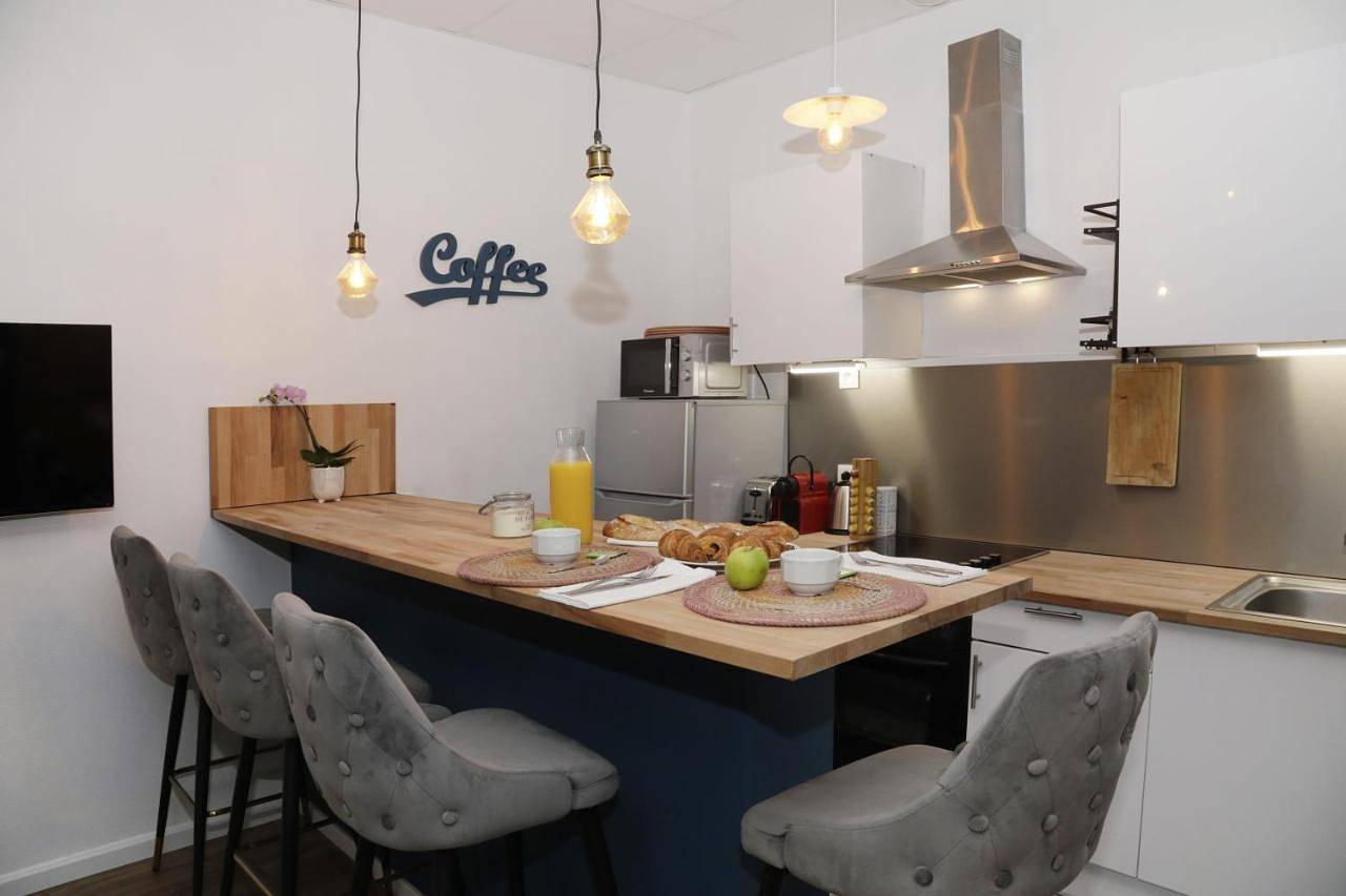 Appartement entier, One-Bedroom Apartment in Senlis, Oise