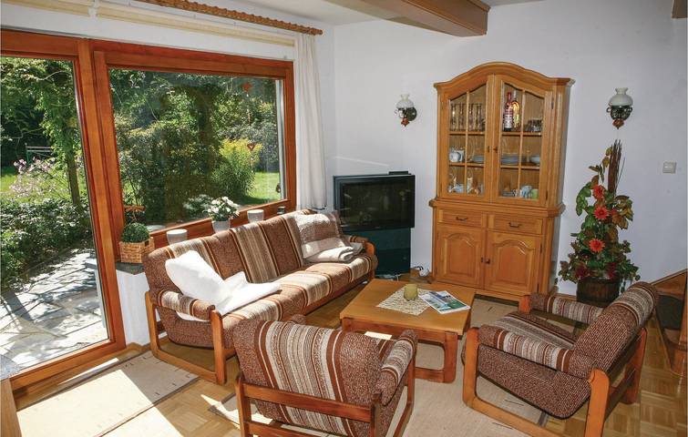 Ferienhaus für 4 Personen, mit Terrasse und Garten im Vogtland - 2