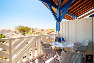 Gîte pour 4 personnes, avec balcon dans Biscarrosse (bourg)