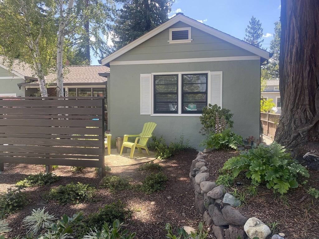 Ganze Wohnung, Smartly Designed Studio for the Solo Traveler in Redwood City, Silicon Valley