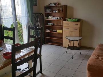 Gîte pour 4 personnes, avec terrasse et jardin à Ouistreham