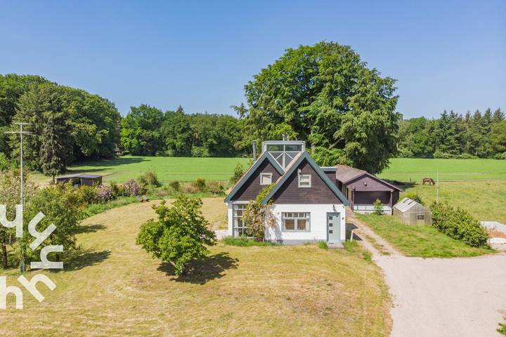 Vakantiehuis voor 7 personen, met Terras en Tuin in Apeldoorn Gemeente