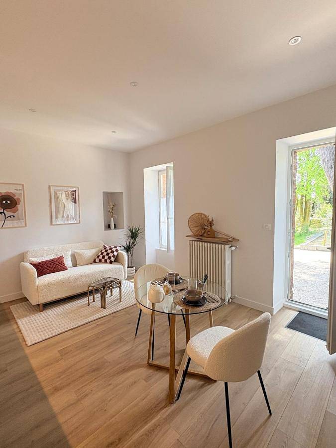Location de vacances pour 2 personnes, avec terrasse dans Plage de La Birochère