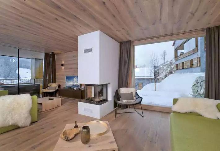 Chalet für 14 Personen, mit Balkon und Terrasse sowie Whirlpool und Garten in Bramberg am Wildkogel