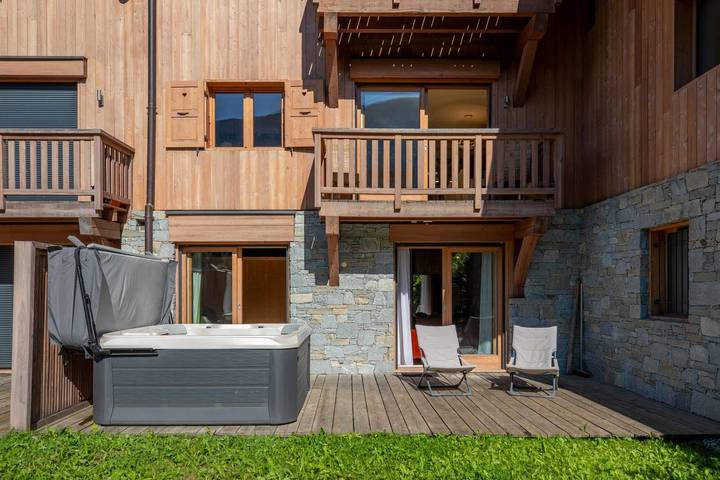 Chalet für 10 Personen, mit Sauna und Whirlpool sowie Balkon, kinderfreundlich in Méribel - 3