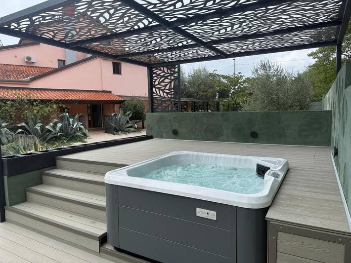 B&B für 2 Personen, mit Whirlpool und Terrasse sowie Garten und Sauna in Umag