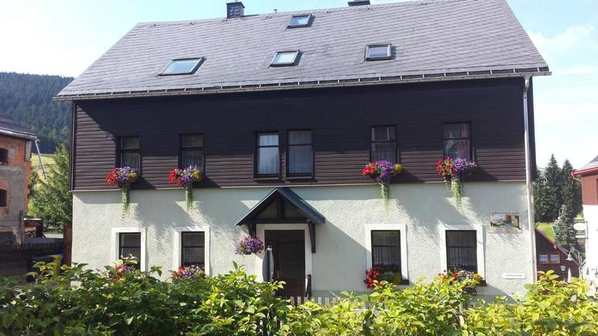 Ferienwohnung für 2 Personen, mit Garten und Ausblick in Oberwiesenthal