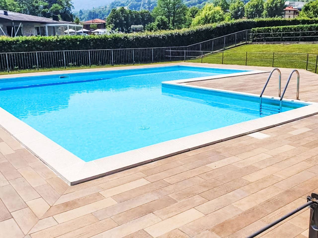 Ganze Wohnung, Endine Pool Apartment in Spinone al Lago, Prealpi Bergamasche Orientali
