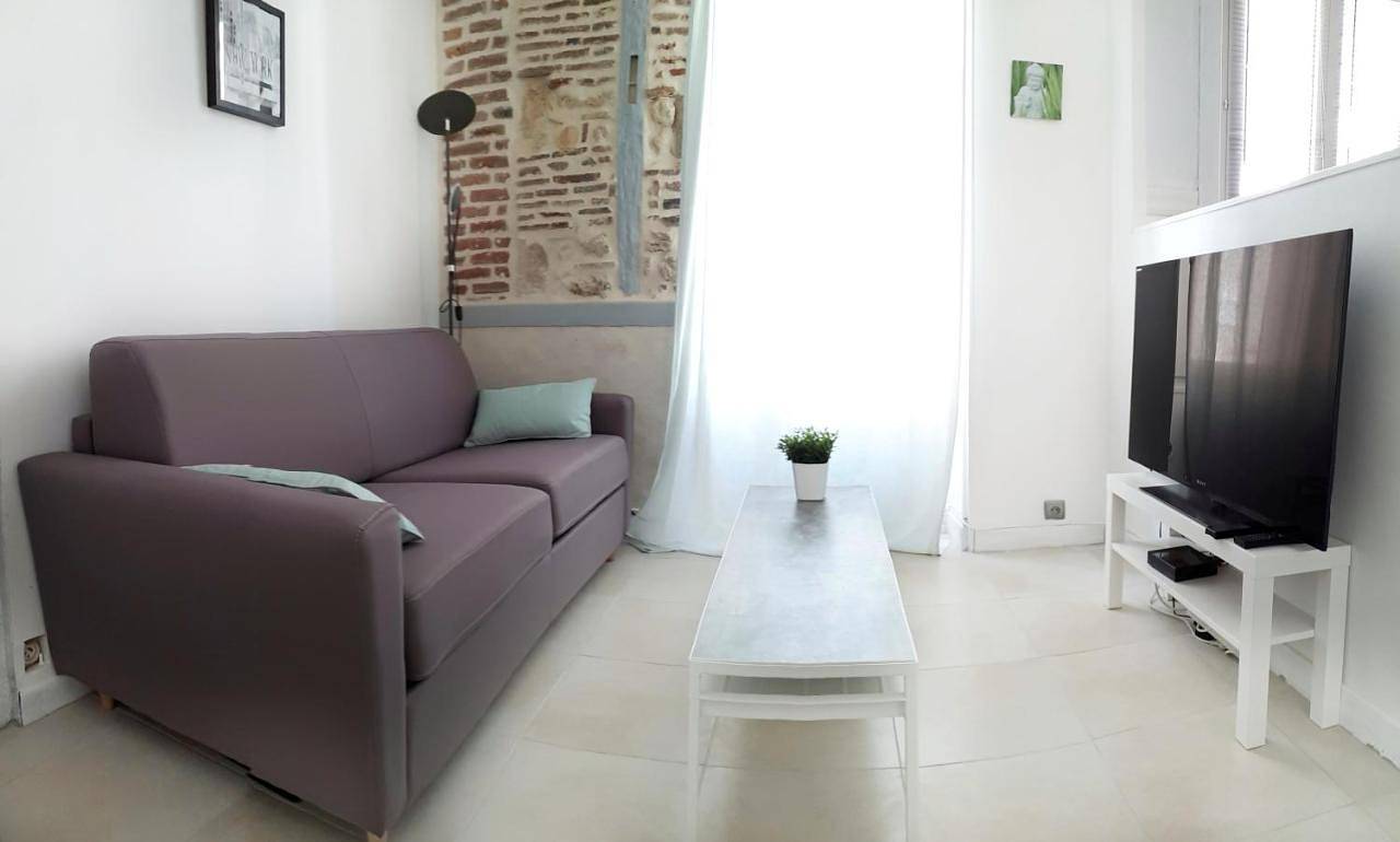 Appartement entier, One-Bedroom Apartment in Orléans, Vallée de la Loire