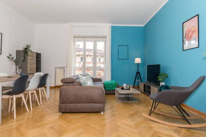 Ganze Wohnung, Ferienwohnung für 7 Personen mit Balkon/Terrasse in Mailand, Mailand Provinz