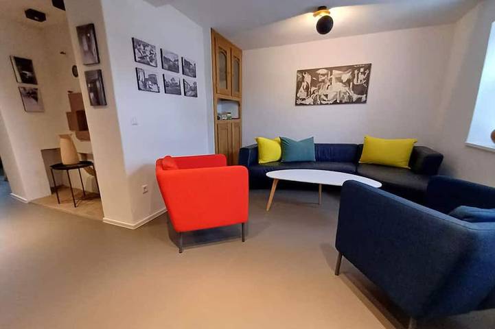 Ferienhaus für 7 Personen, mit Terrasse und Sauna sowie Garten