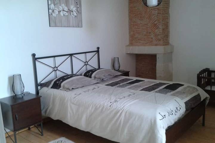 Location de vacances pour 5 personnes, avec terrasse ainsi que piscine et jardin à Pannecé - 2