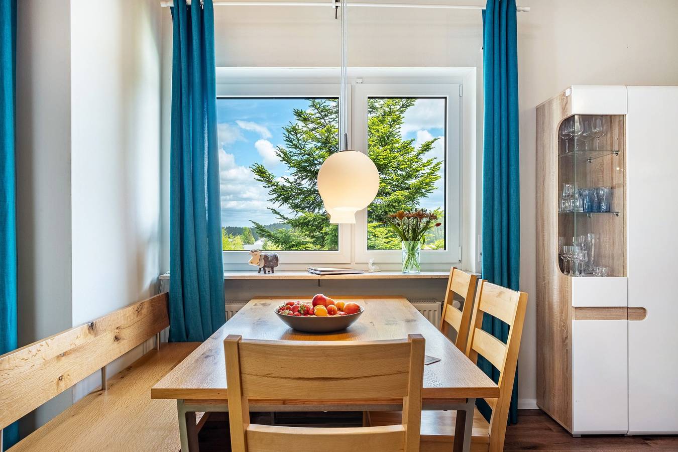 Ganze Wohnung, Ferienwohnung Himmelblau mit Pool und Sauna in Schönwald, Südschwarzwald