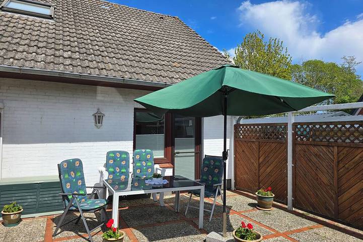Ferienwohnung für 3 Personen, mit Garten und Terrasse, mit Haustier in Hattstedt