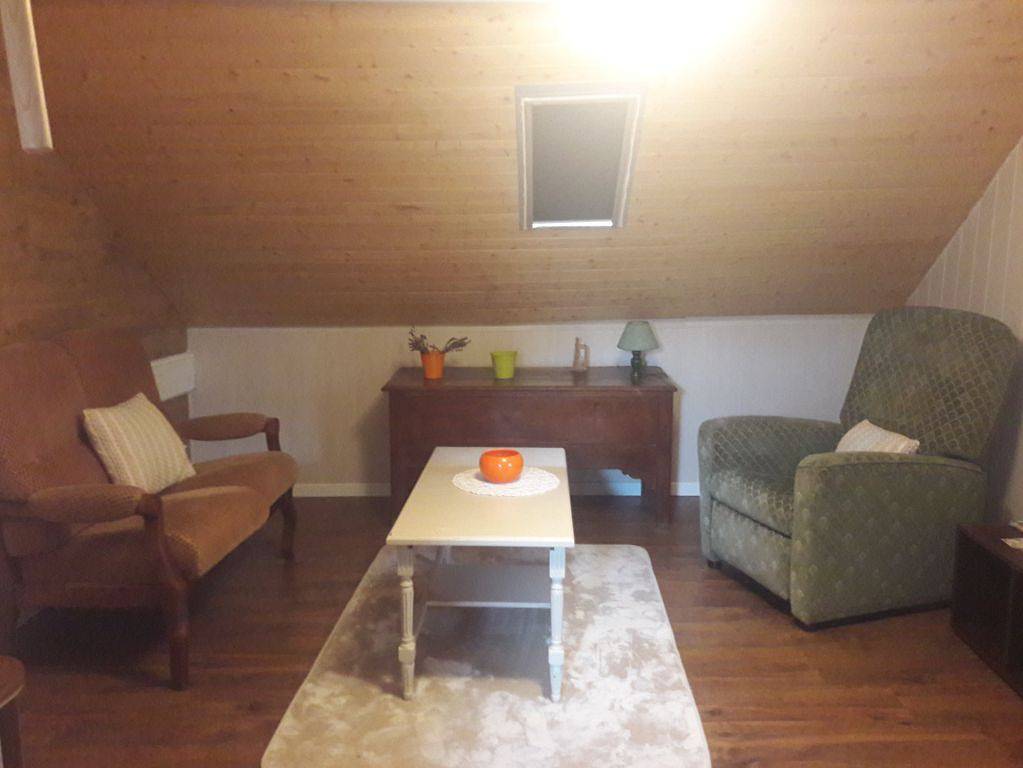 Pause-Vacances - Chambre familiale de 2 a 6 pers in Cusset, Région de Vichy