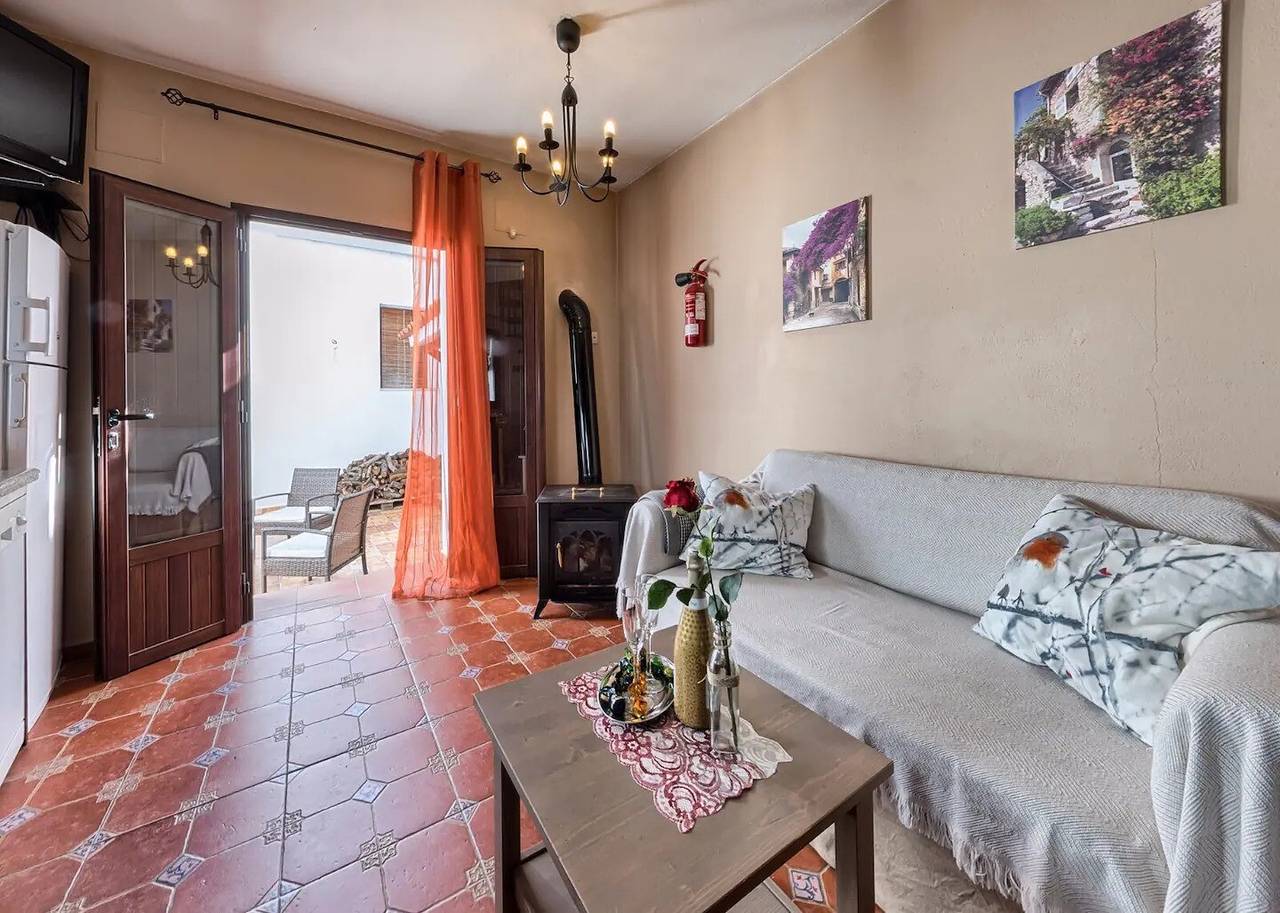 Ferienhaus 'Los Placeres Del Paladin' mit Bergblick, privater Terrasse und Klimaanlage in Zufre, Sierra de Aracena y Picos de Aroche