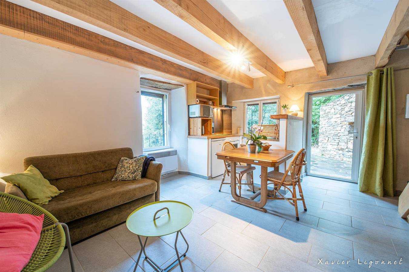 Gîte für 2 Personen mit Pool in Saint-Julien (Hérault), Béziers und Umgebung