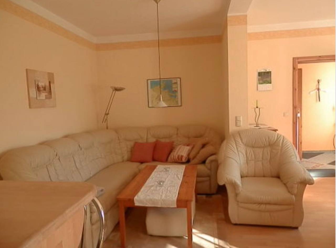 Apartamento entero, Apartamento 'Heidtschmidhof Abendsonne' con terraza compartida, jardín compartido y Wi-Fi in Mahlzow, Wolgast