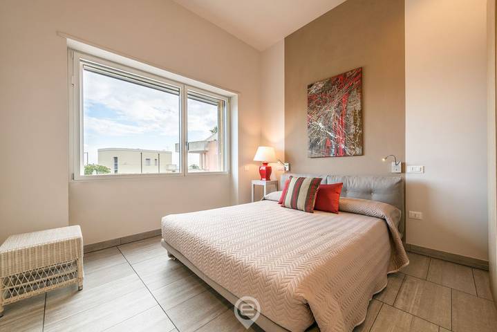 Ganze Wohnung, Ferienwohnung für 2 Personen mit Balkon/Terrasse in Poetto (Cagliari), Cagliari
