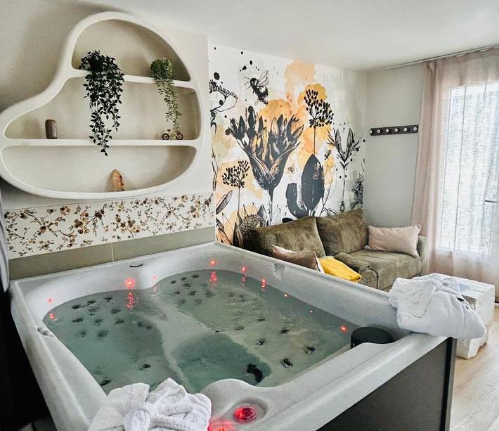 Chambre d’hôte pour 2 personnes, avec jardin ainsi que piscine et jacuzzi à Sainte-Marie-de-Ré